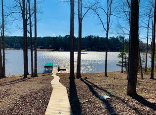 1620 Pointe Royal Rd, Greensboro, GA 30642