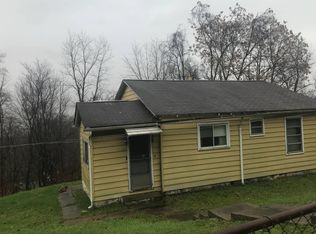 379 Church Hill Dr, Handley, WV 25102