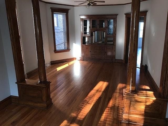 2nd image of 2852 N Maplewood Ave