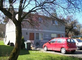 2218 Happy Ct, Bellingham, WA 98225