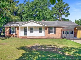 1520 Darvel Ave, Fayetteville, NC 28304