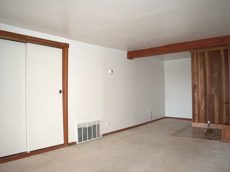 905 15th Ave #2 — Photo 11