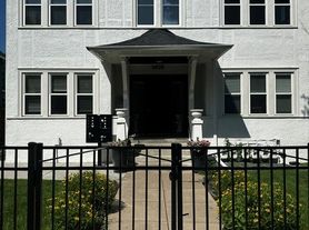 3528 Bloomington Ave, Minneapolis, MN