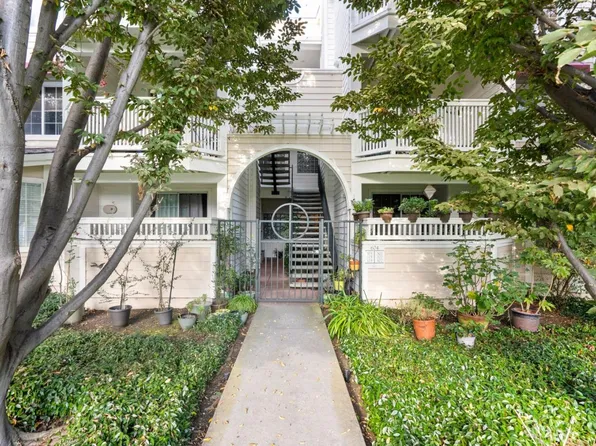 604 Arcadia Ter Unit 302, Sunnyvale, CA 94085