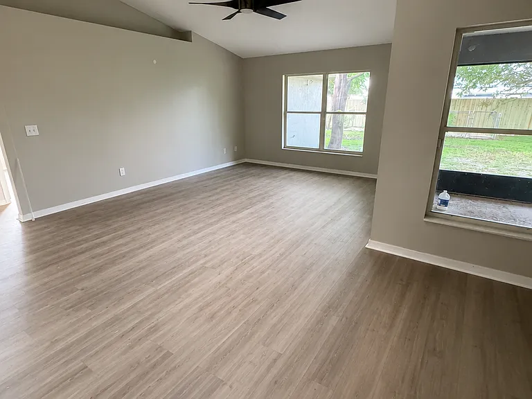 2753 N Juliet Dr — Photo 3