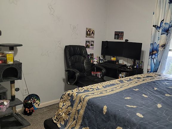 5th image of 4734 Saddleridge Rd