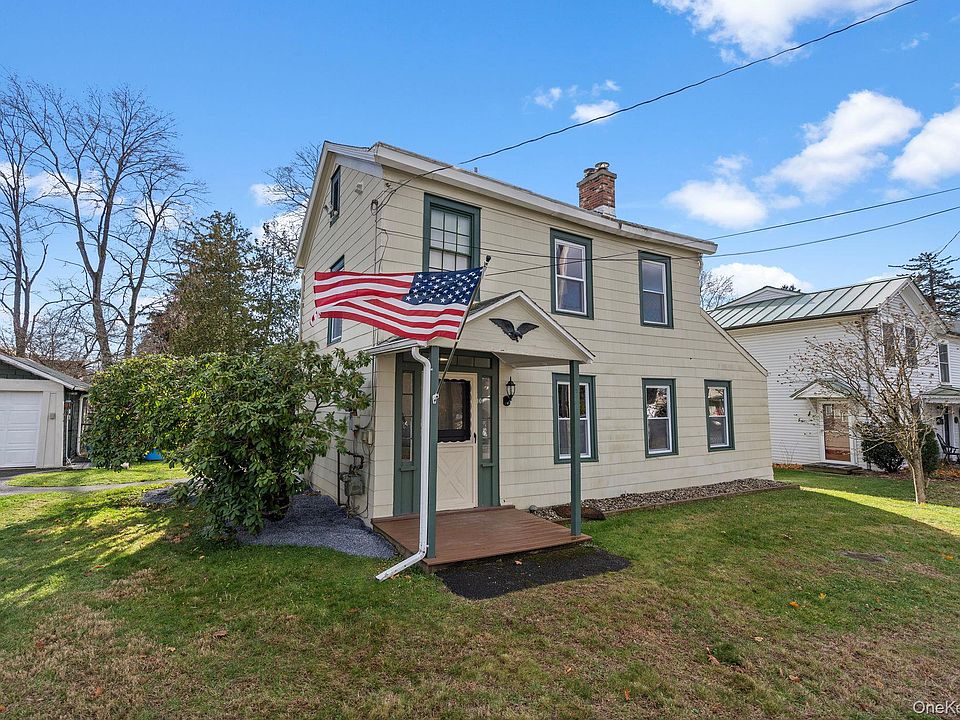 1st image of 10 Albertson Street