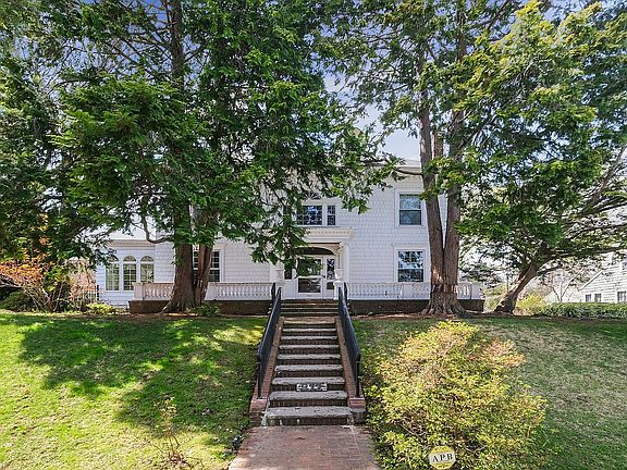 2nd image of 312 Bard Ave