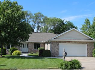 502 W 15th Ave, Coal Valley, IL 61240