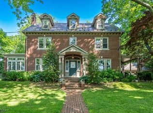 515 Fairbanks Ave, Phillipsburg, NJ 08865