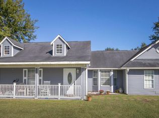 7809 Old Stage Rd, Moss Point, MS 39562