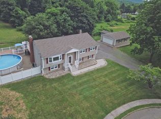 7 Dolores Pl, Mine Hill, NJ 07803
