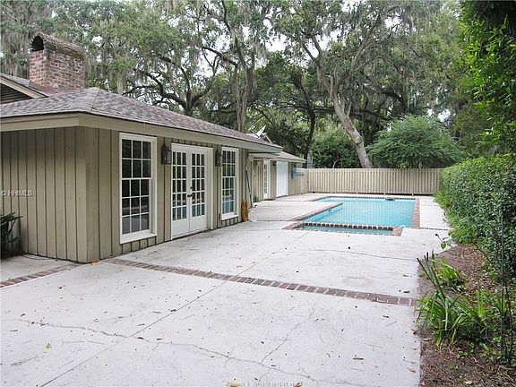 2nd image of 27 Saint Andrews Pl