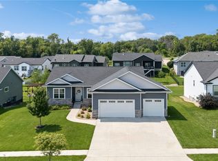 4064 Aster Ct, Marion, IA 52302