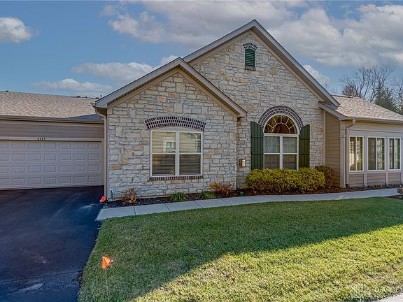 3rd image of 2425 Locust Hill Blvd