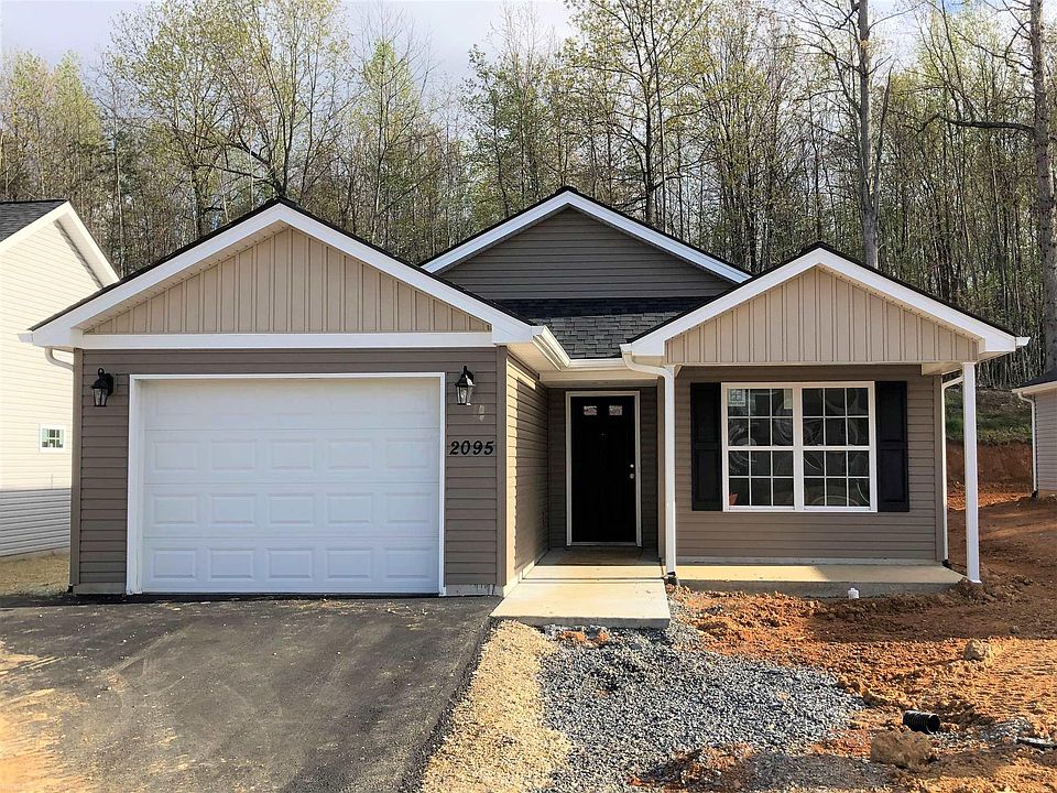 1st image of 2095 Giles Dr SE