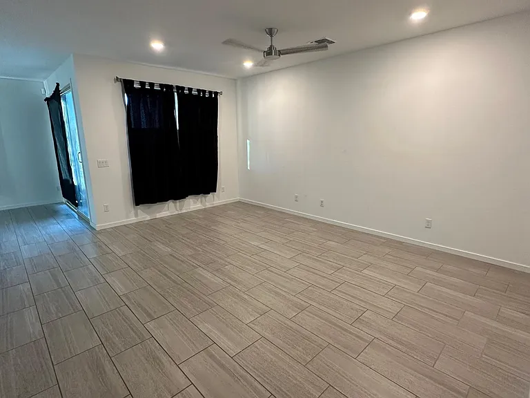 22465 W Sonora St — Photo 4