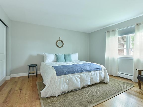 4th image of 70 Carroll Ave Unit 1013