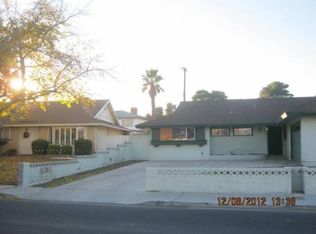 825 Langtry Dr, Las Vegas, NV 89107