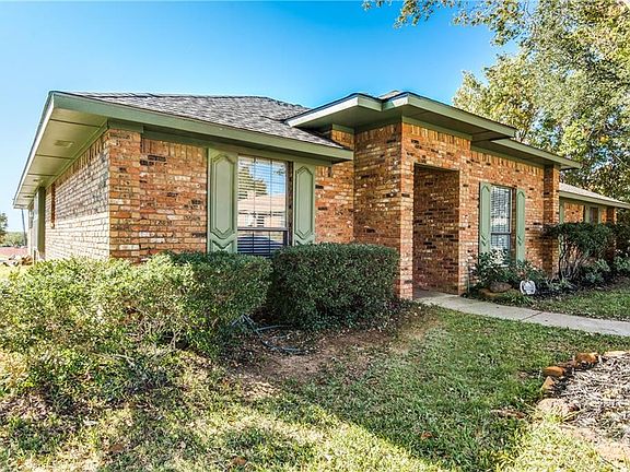 3rd image of 2210 San Simeon Pl
