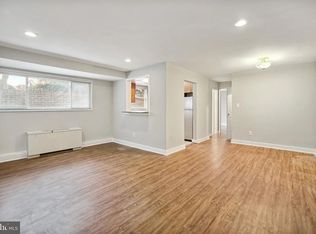 116 Lee Ave APT 104, Takoma Park, MD 20912