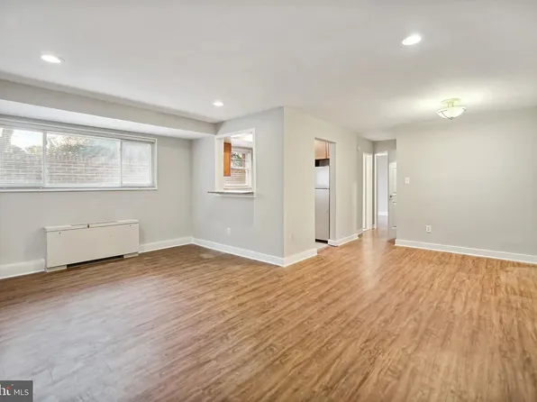 116 Lee Ave APT 104, Takoma Park, MD 20912