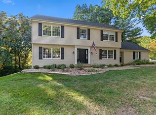 2404 Camberwell Ct, Saint Louis, MO 63131
