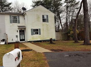 33 Berkshire Rd, Sicklerville, NJ 08081