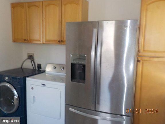 4th image of 608 Goldsborough Ave