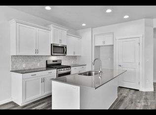 1793 S Hills Ave, Meridian, ID 83642