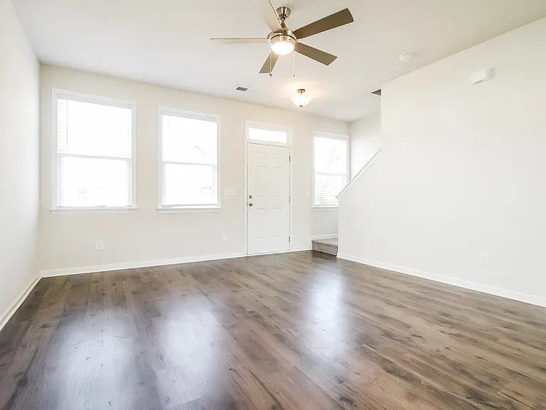 149 Valley Creek Dr — Photo 7