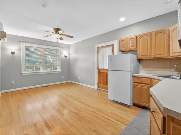 93 West 35th Street image 31 of 47