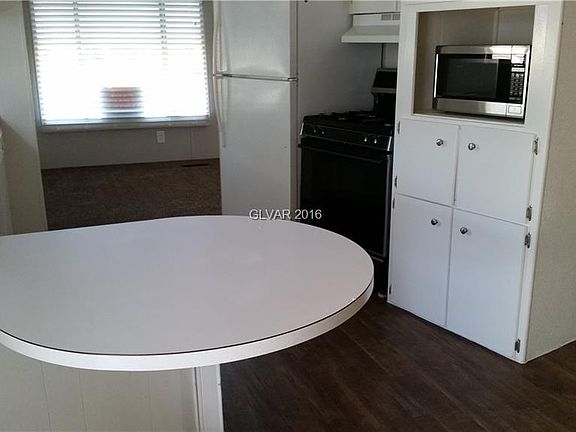 3rd image of 1310 Aspen Dr