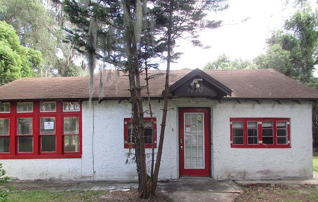 1st image of 1310 E New York Ave