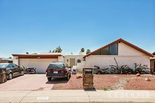 3031 W Mercer Ln Photo 1