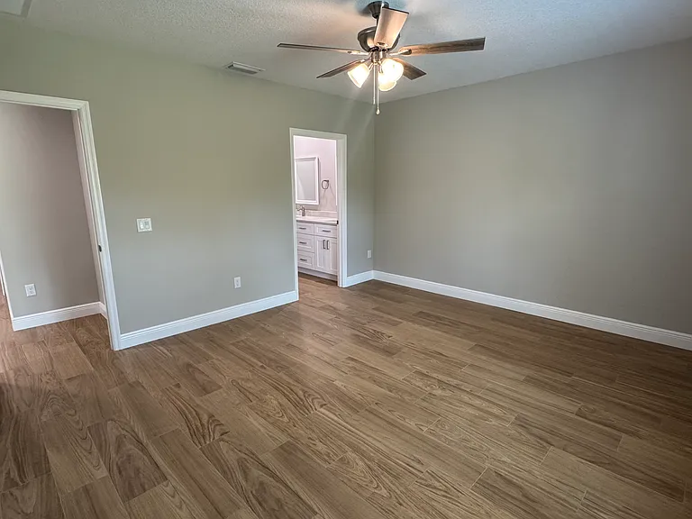 2232 Fernwood St #A — Photo 6