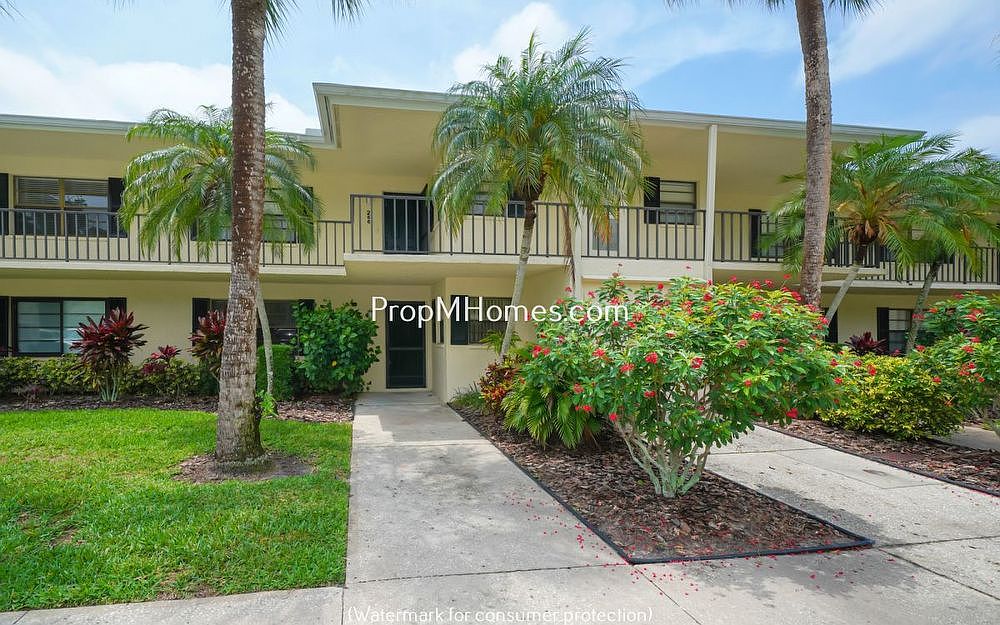 7050 Fairway Bend Ln UNIT 166, Sarasota, FL 34243 | Zillow