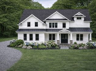 4 Emerald Dr, Hopkinton, MA 01748