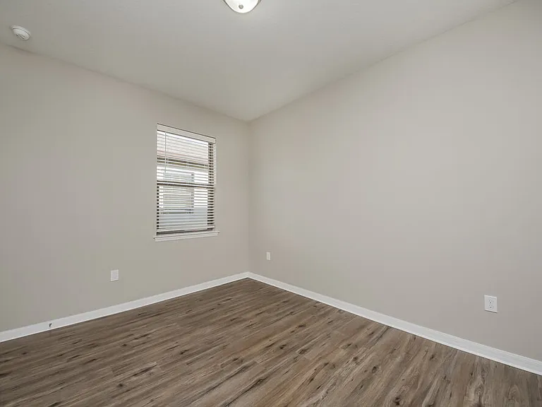 1880 Cayman Cove Cir — Photo 12