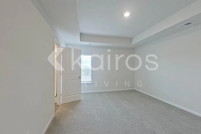 47 Springdale Rd — Photo 11
