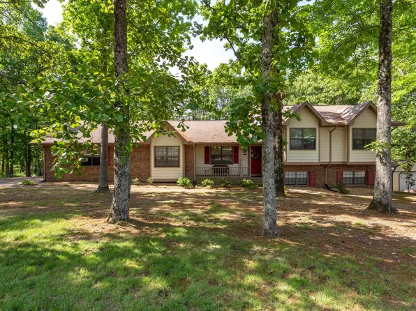 409 Woodbrier Ln, Anniston, AL 36206