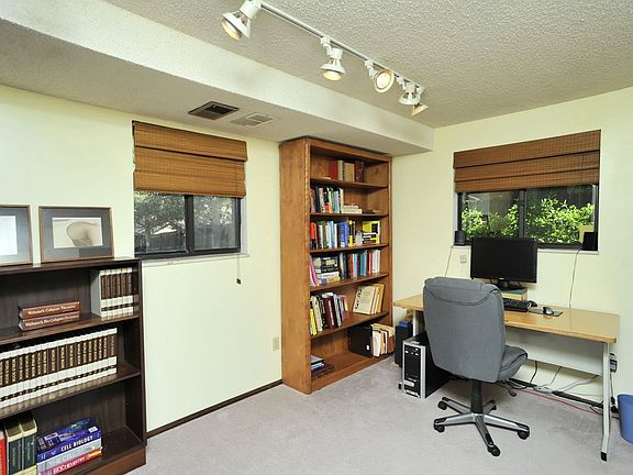 Study/Fourth Bedroom