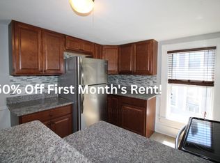 4 6th St APT 2, Dover, NH 03820