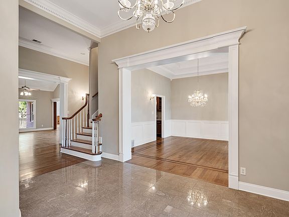 2nd image of 609 Ridge Peaks Dr