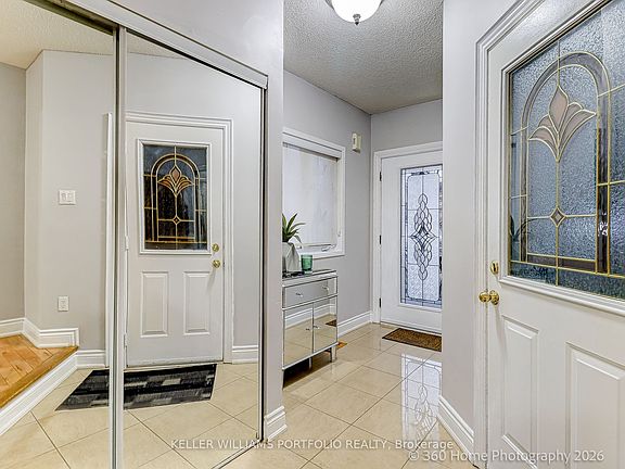 4th image of 45 Olympia Cres