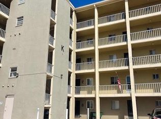 3696 Lake Bayshore Dr #K409, Bradenton, FL 34205