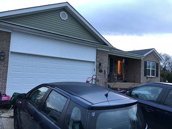 2nd image of 305 Wilshire Way