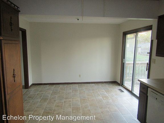 3rd image of 316 S 11th St