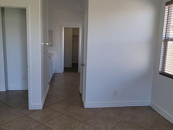 5th image of 53946 Mahogany Ct