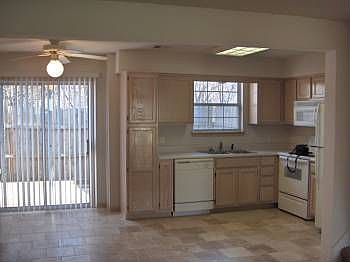 4th image of 6101 NE Moonstone Ct #22D